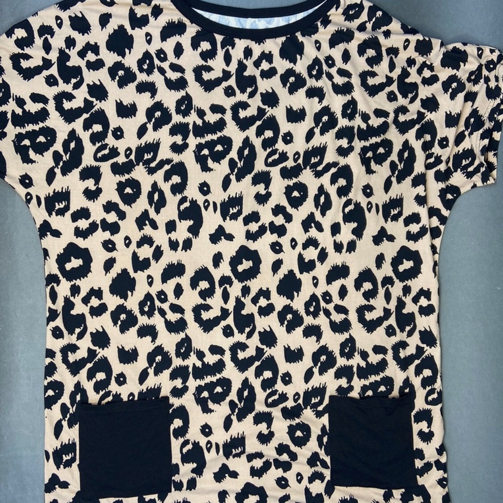 Maysoar Leopard Beige Short Sleeve U Neck Tunic Women's Size XXL